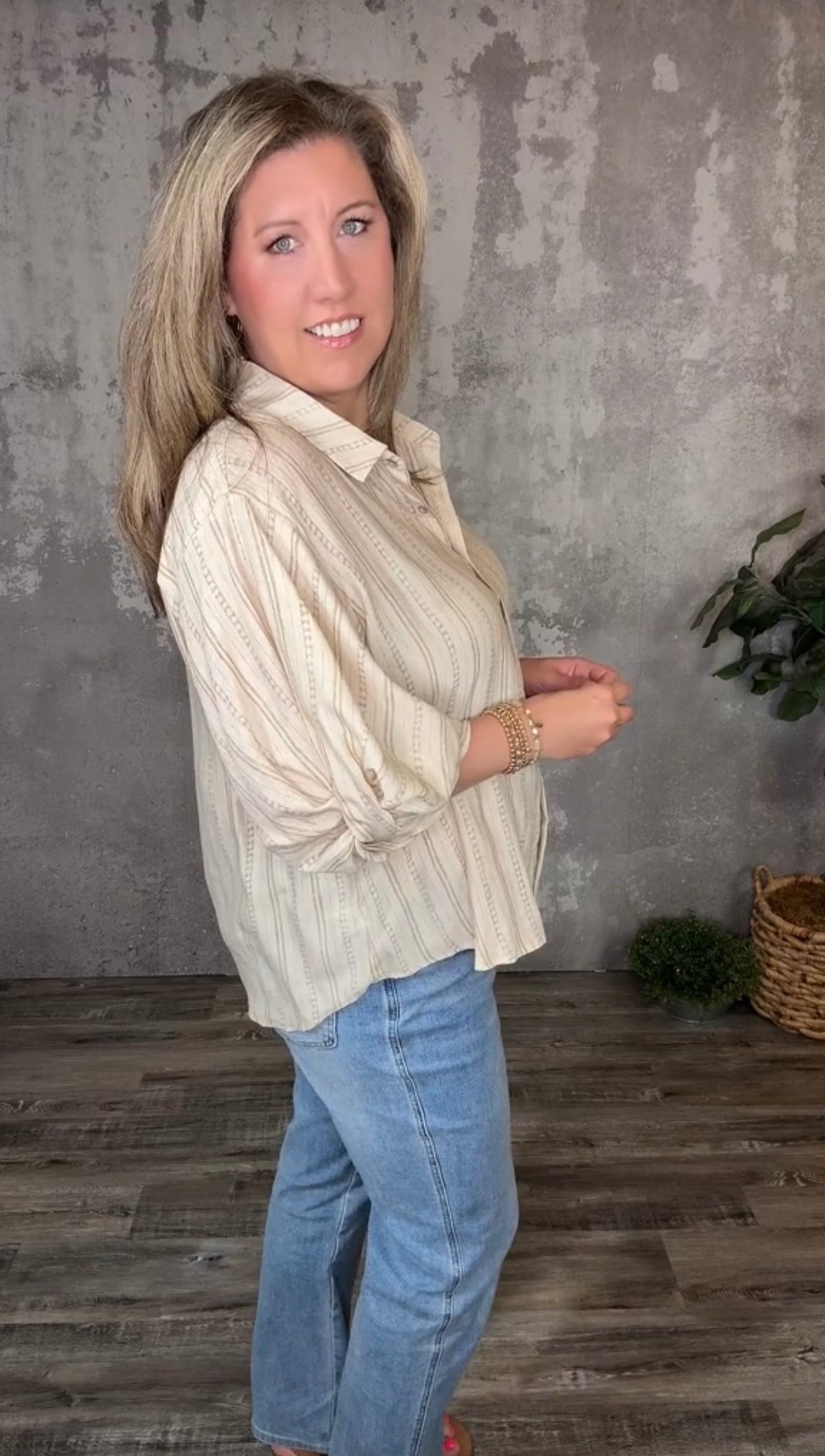 Taupe Geo Stripe Top (Curvy Only)