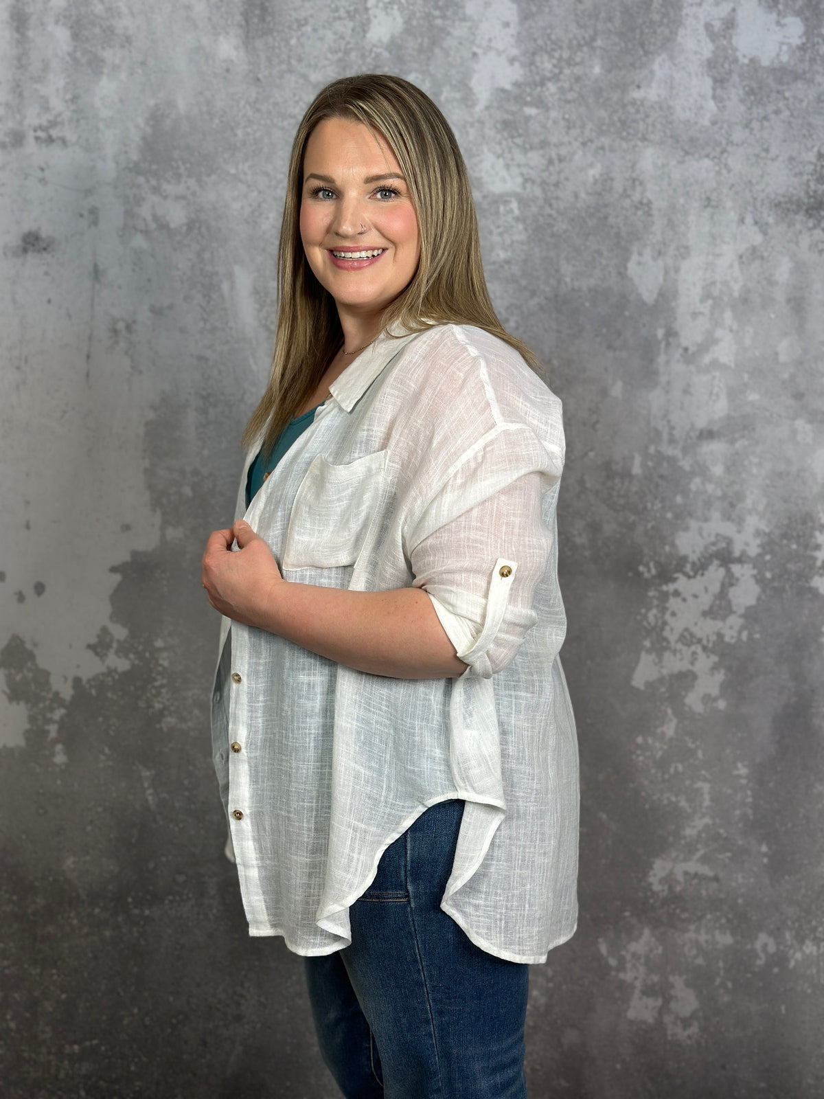 Off White Linen Button Up Top with 3/4 Sleeves