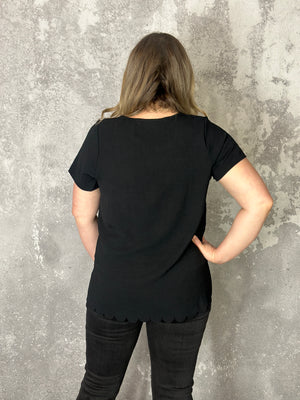 Scallop Bottom Air Flow Tee (Small - 3X)