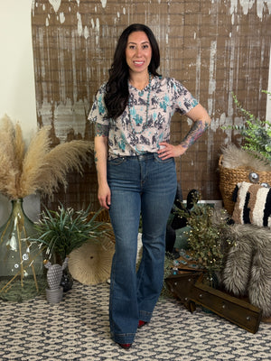Turquoise Cactus Vneck Tee