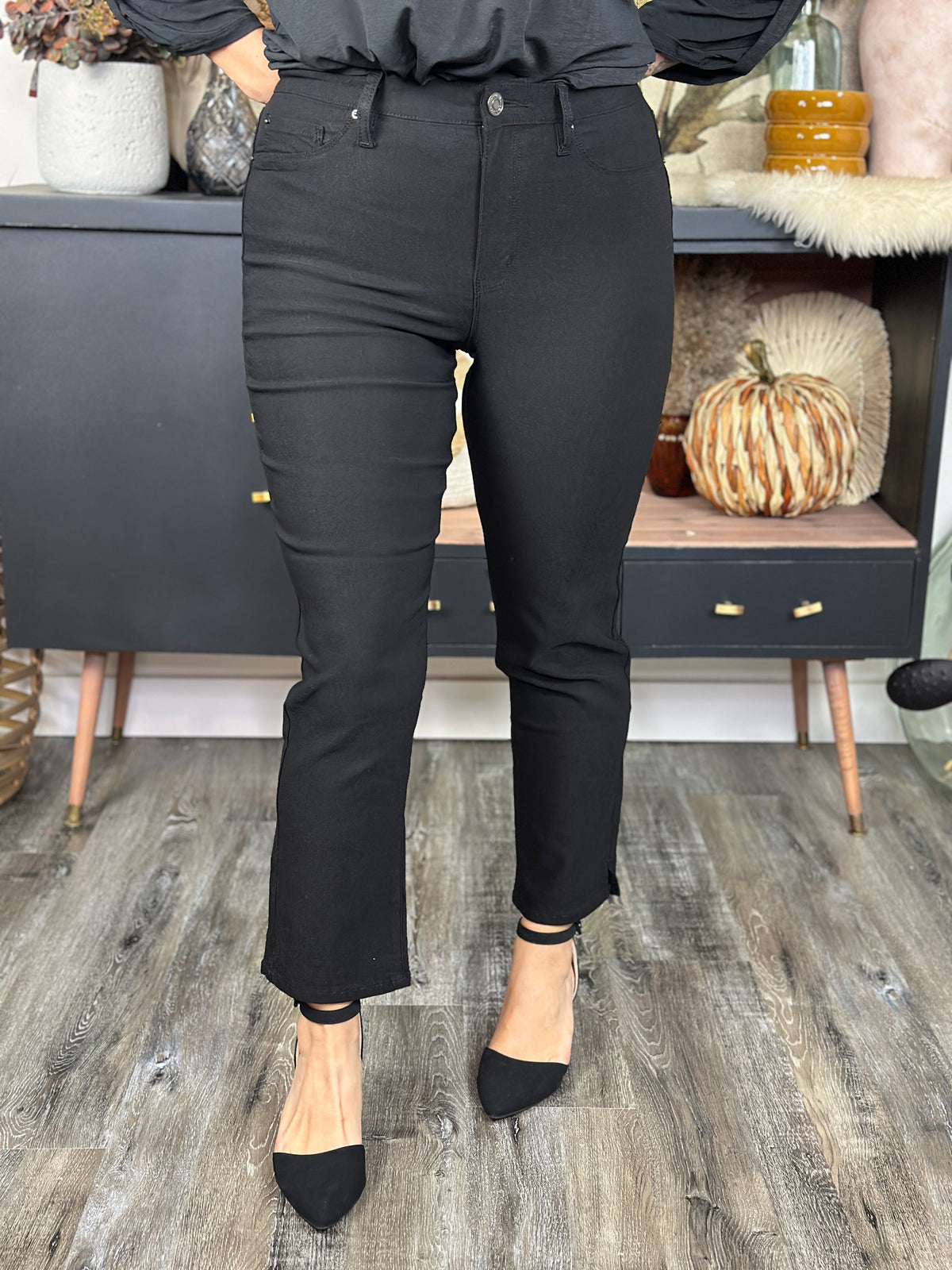 Hyperstretch Straight Leg Crop - Black (Small - 3X)