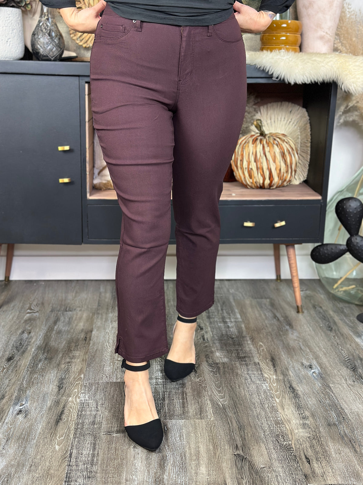 Hyperstretch Straight Leg Crop - Dark Berry (Small - 3X)