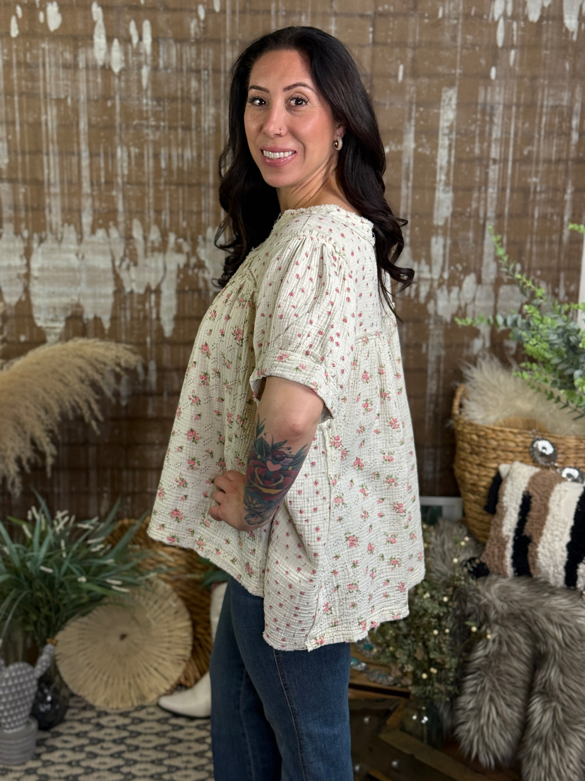 Gauze Tiny Floral Short Sleeve Top (Small - 3X)