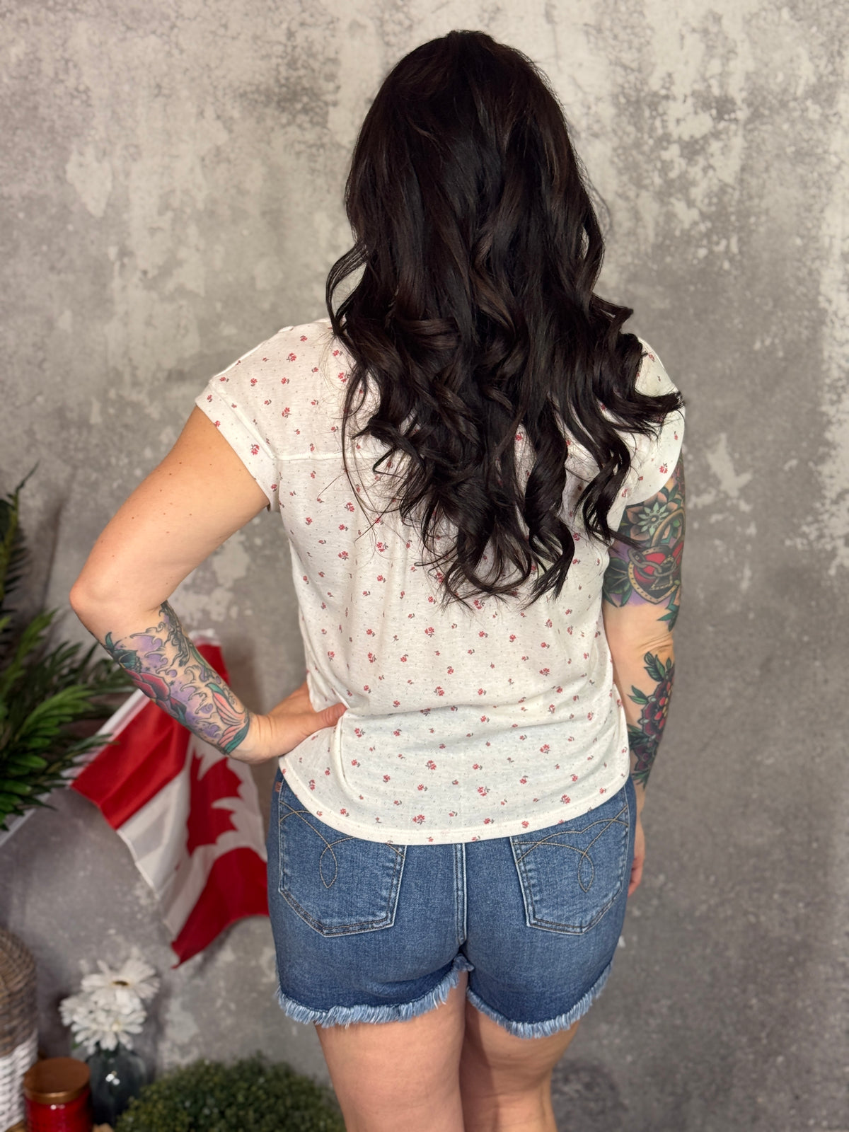 Ditsy Red Floral Tee (Small - 3X)