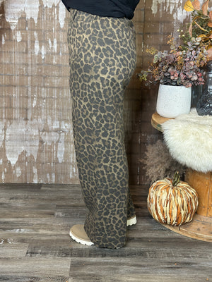 Leopard Wide Leg Cuffed Trouser (Small - 2X)