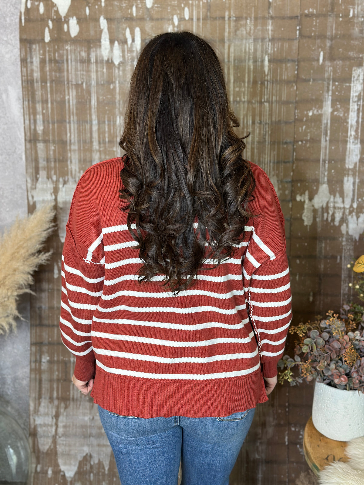 Exposed Seam Sweater - Rust