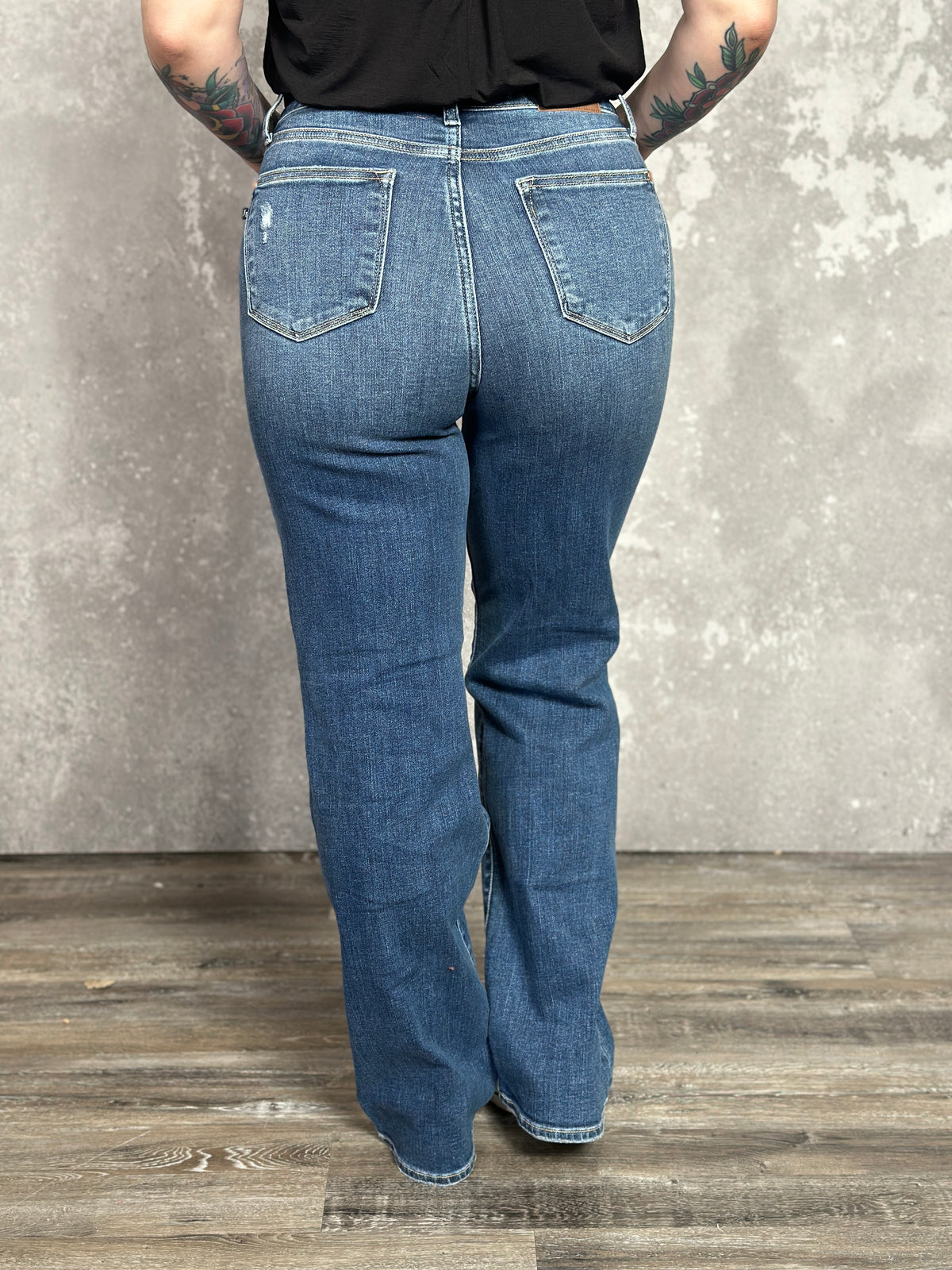 Judy Blue 90's Straight Leg Jean (sizes 0/24-24W)