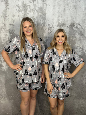 Shirley Short Sleeve/Shorts Lounge Set - Christmas Tree (Small - 3X) *NEW