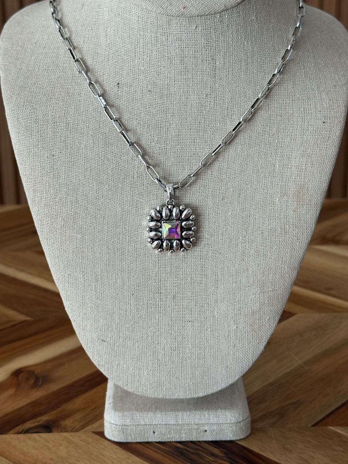 Silver Irredescent Gem Necklace