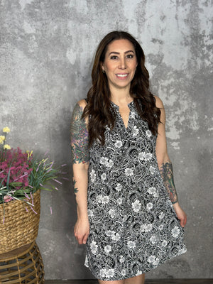 Lizzie Wrinkle Free Pattern Tank Dress - Black/White Floral (Small - 3X)