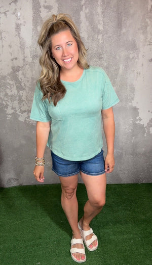 Mineral Wash Pocket Tee - Sage