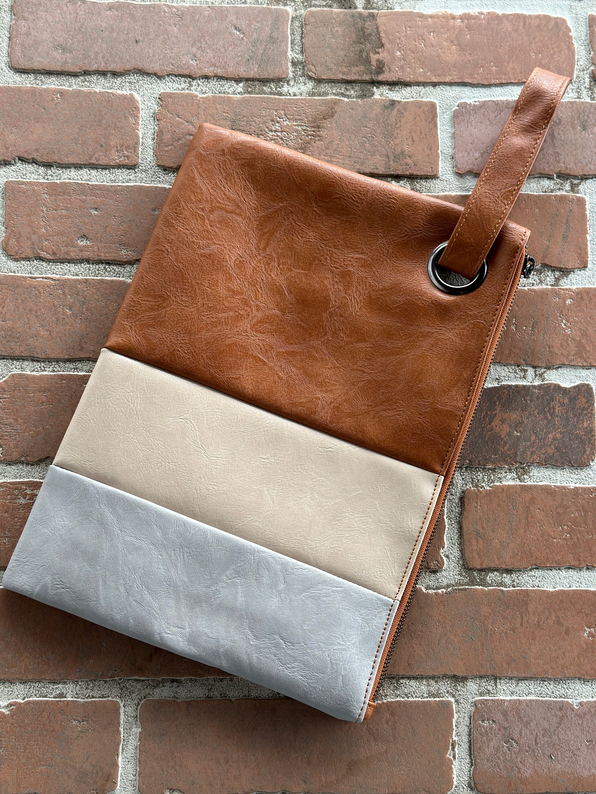 The Clementine Clutch - Camel/Tan/Grey