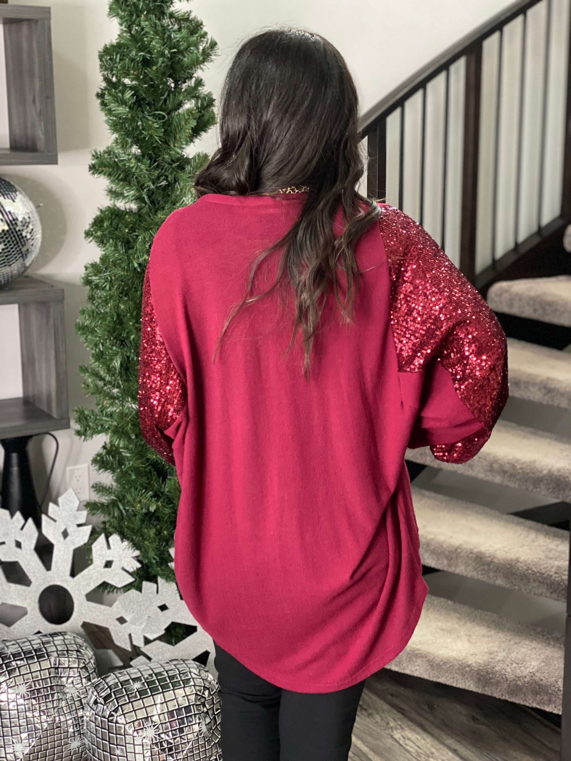 Mistletoe Cardigan - Burgundy